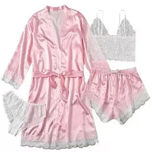 طقم بيجامات نسائية Women's pajama set