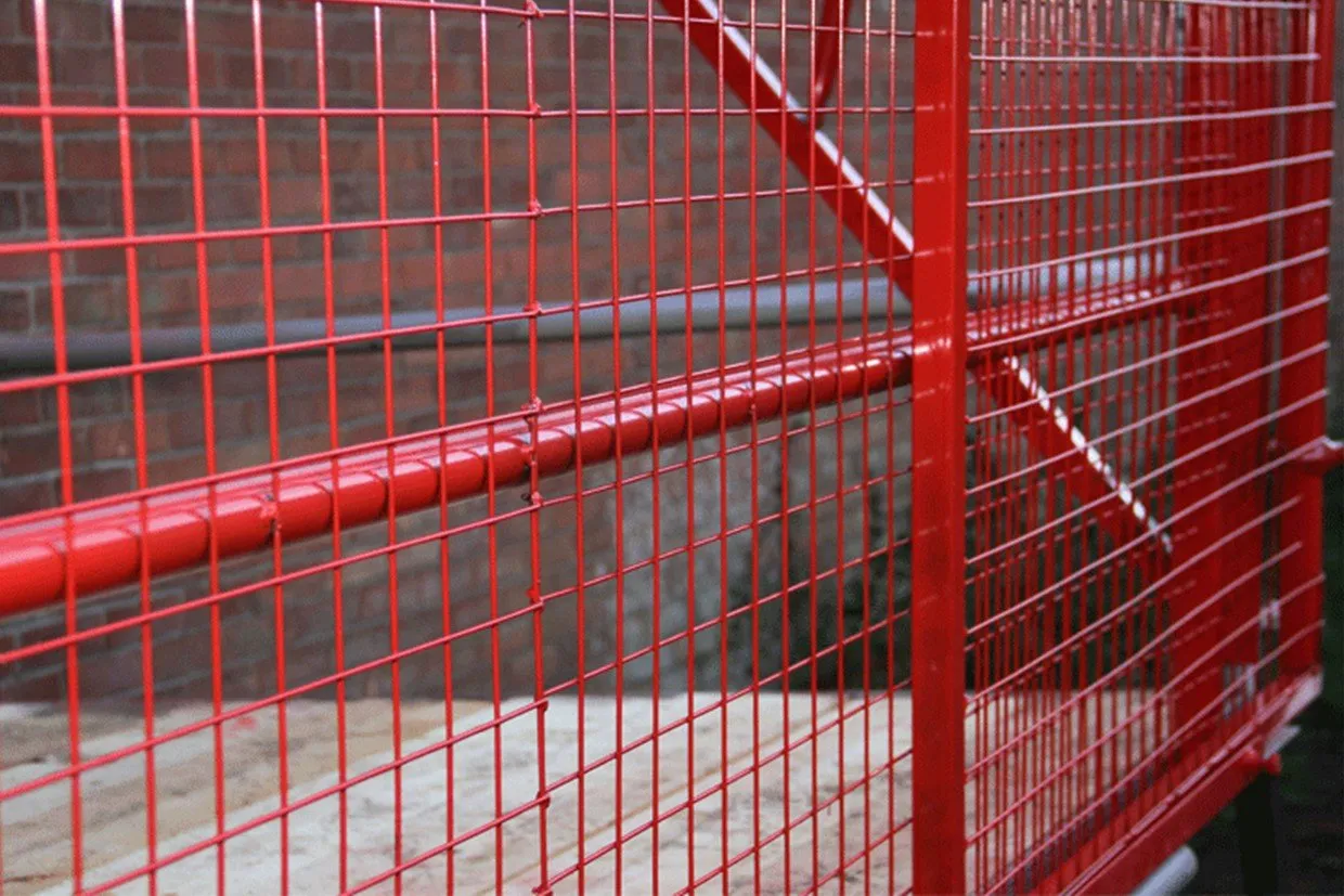 Adjustable Loading Bay Gate (2.4m - 4m) with Side Arms Only